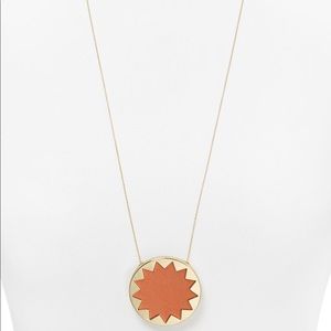 Sold out house of Harlow sunburst necklace